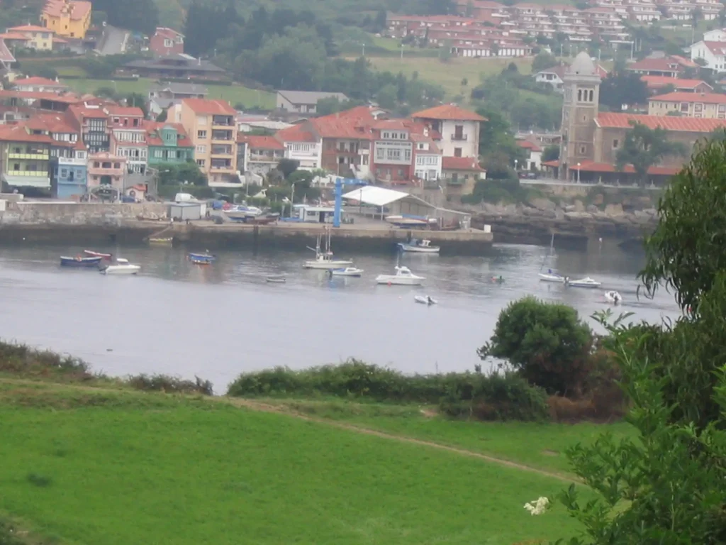 Luanco 35