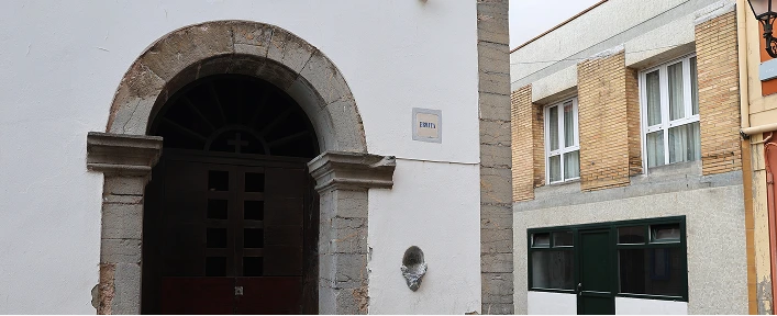 Portada Capilla de San Juan
