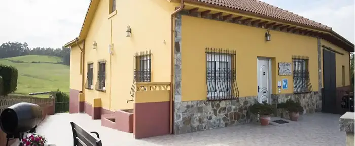 Portada Casa Rural María la Carbayeda